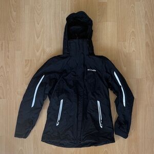 Columbia Black Insulated Ski and Snow Jacket with White Accents